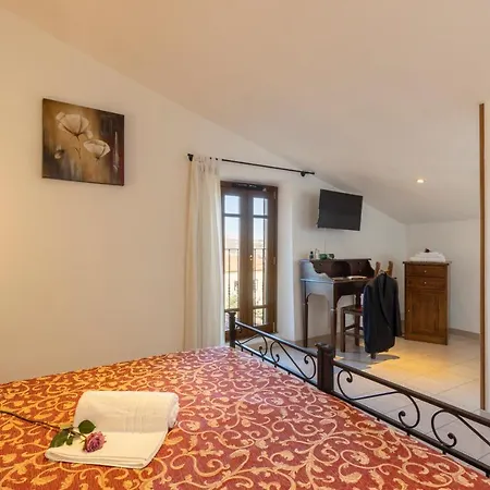 Hotel La Pace