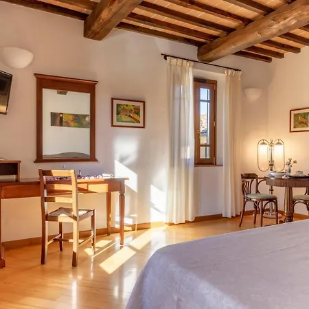 Hotel La Pace
