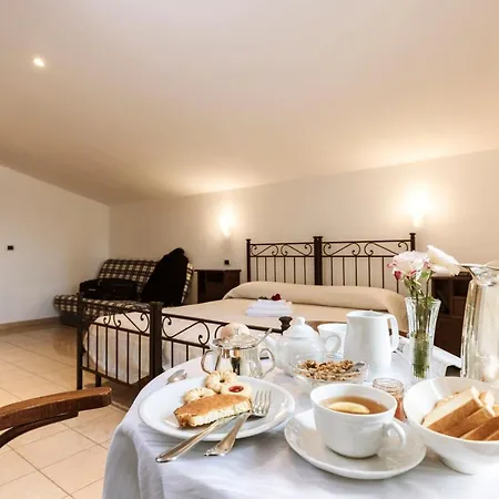 Otel La Pace Asciano